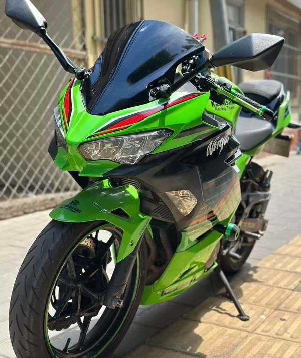 二手川崎Ninja 400