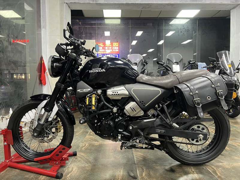 二手五羊本田鸷道 CB190SS