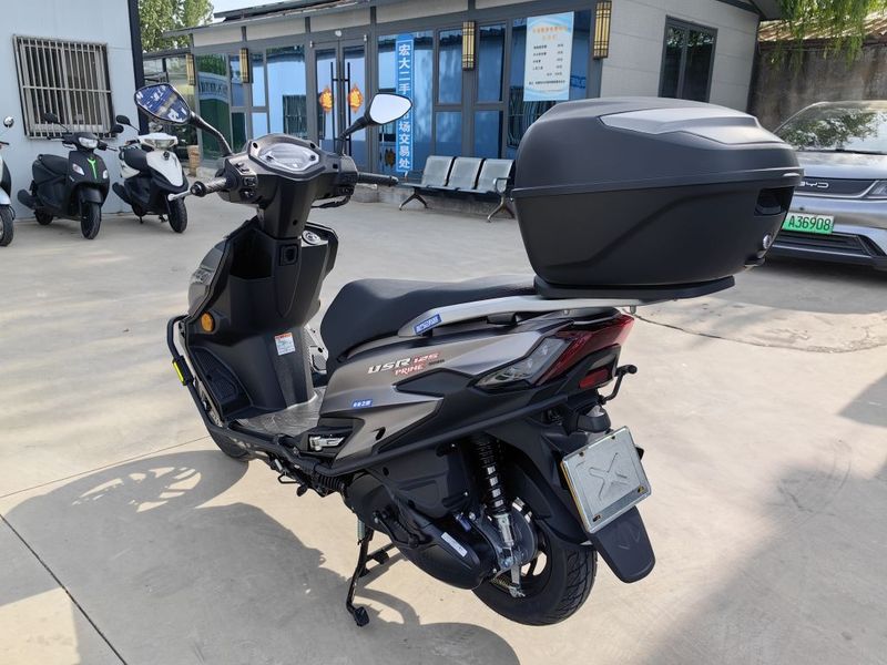 二手豪爵USR125 