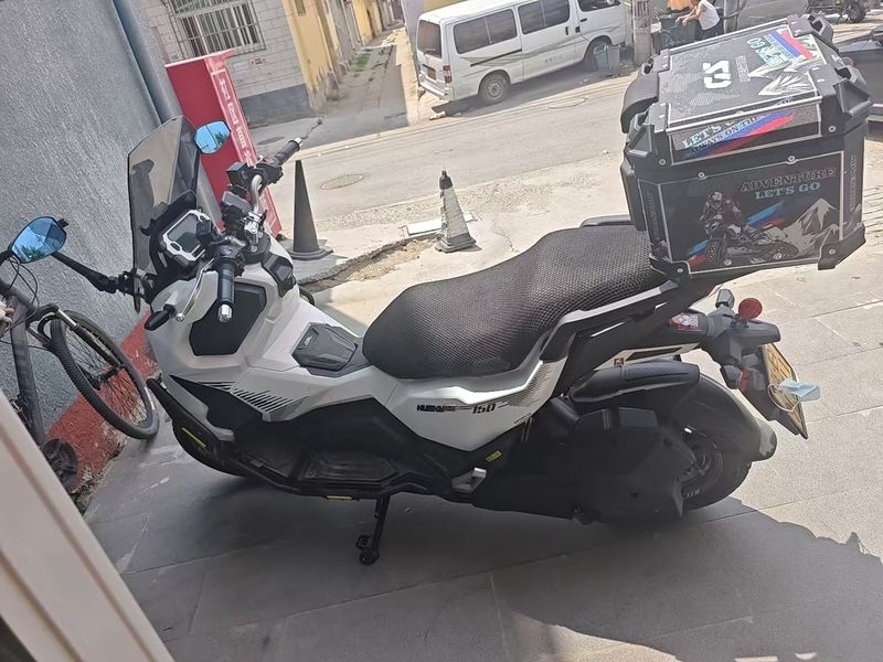 二手三阳哈士奇 Husky ADV150