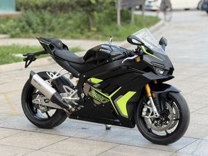 二手张雪机车820RR