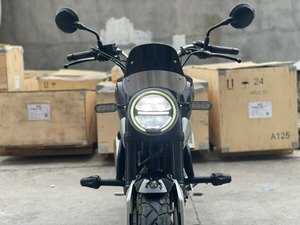 二手五羊本田鸷道 CB190SS