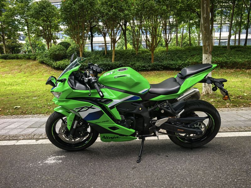 二手川崎ZX-4R