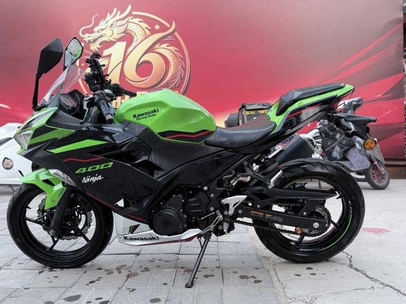 二手川崎Ninja 400