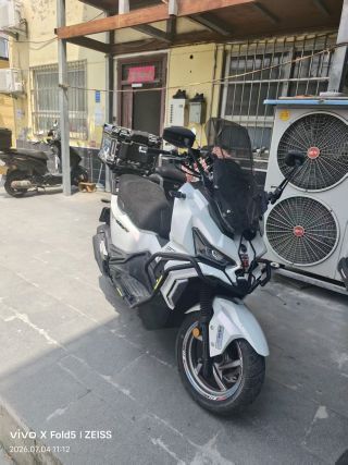 二手三阳哈士奇 Husky ADV150