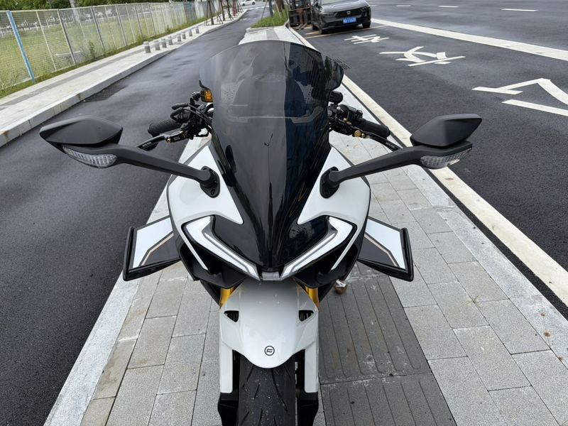 二手春风750SR-S