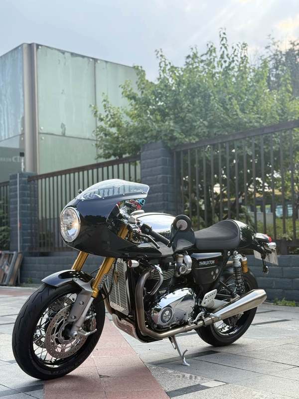 二手凯旋Thruxton