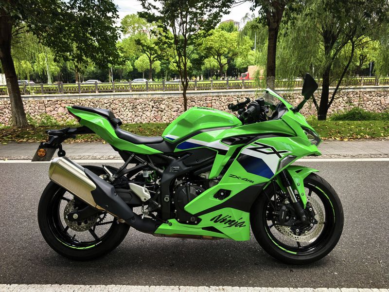 二手川崎ZX-4R