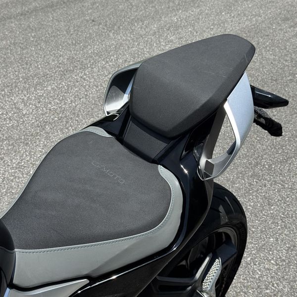 二手春风675SR-R
