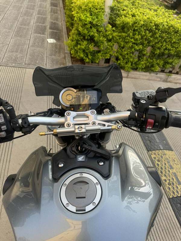 二手本田CB1000R