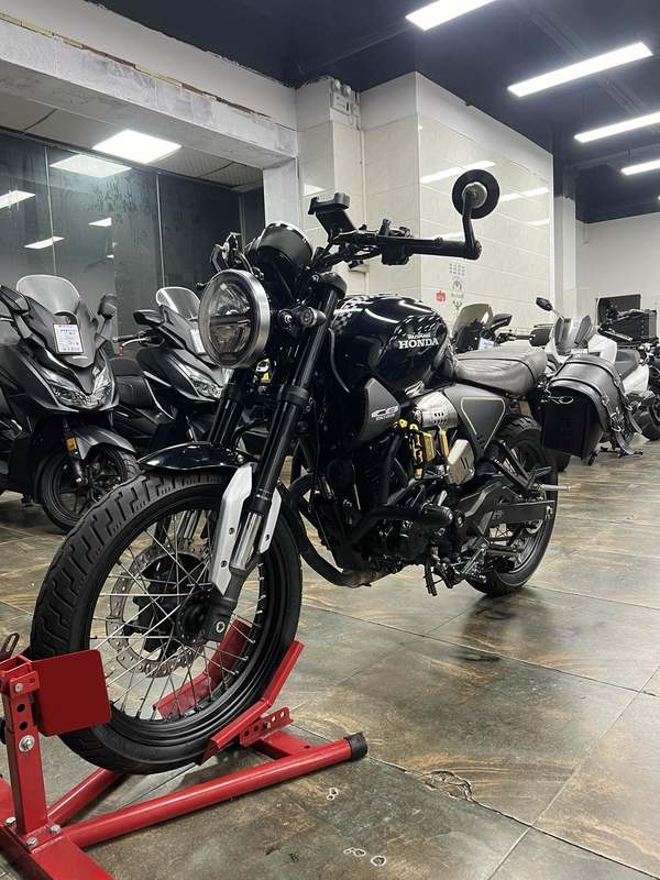 二手五羊本田鸷道 CB190SS