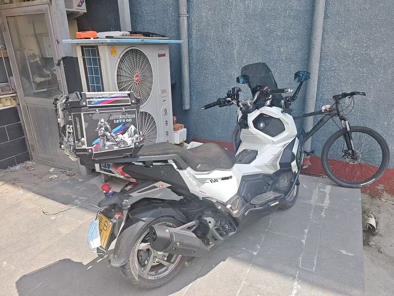 二手三阳哈士奇 Husky ADV150