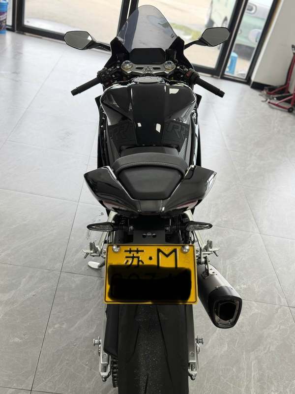 二手张雪机车820RR