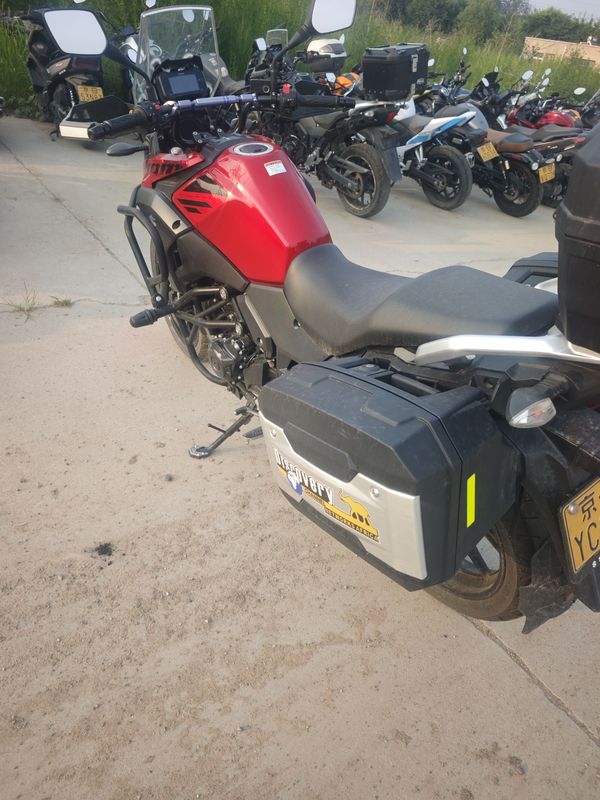 二手豪爵铃木DL250
