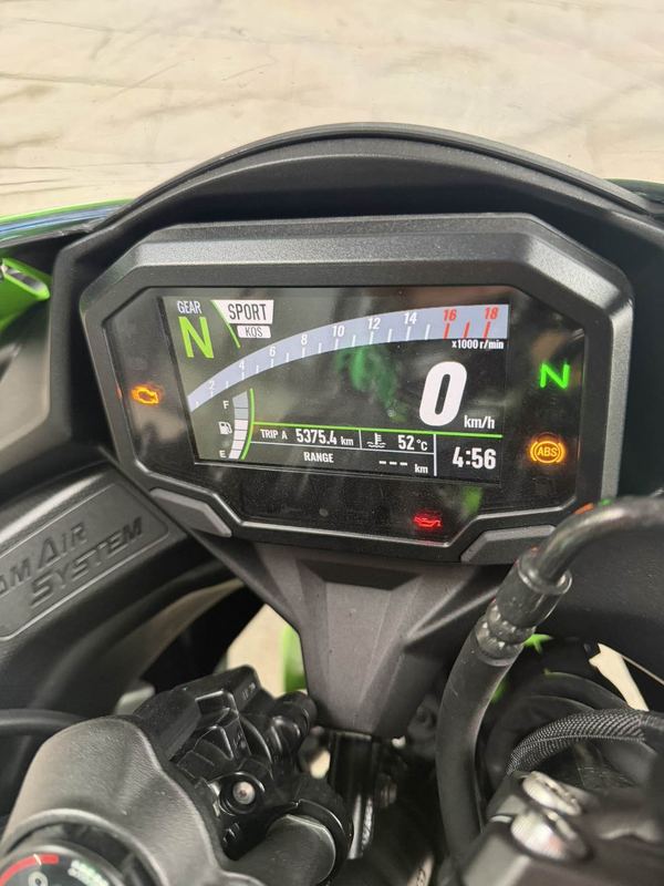 二手川崎ZX-4R
