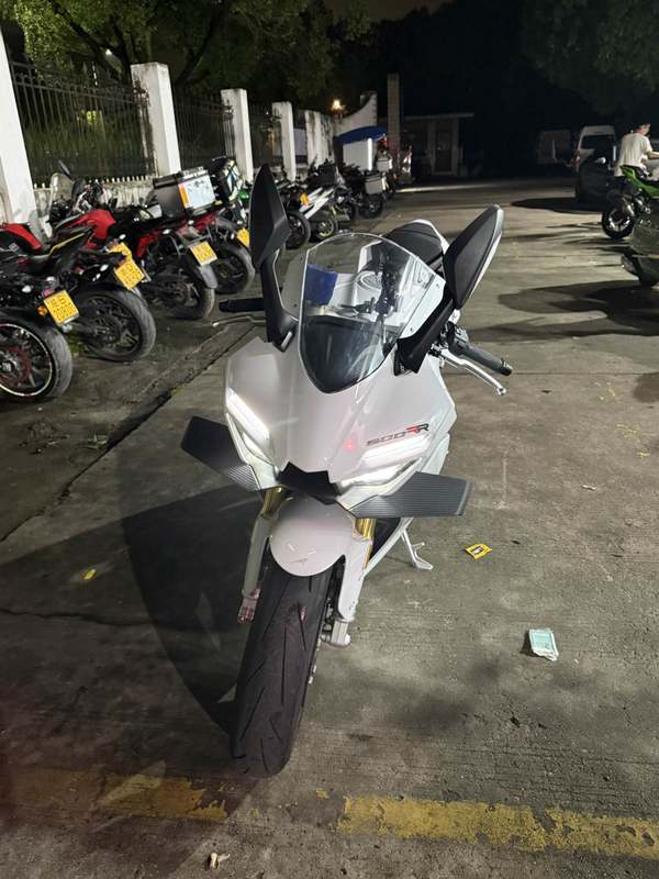 二手张雪机车500RR