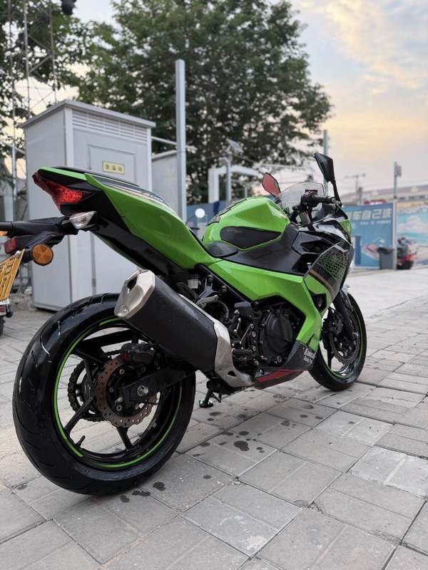 二手川崎Ninja 400