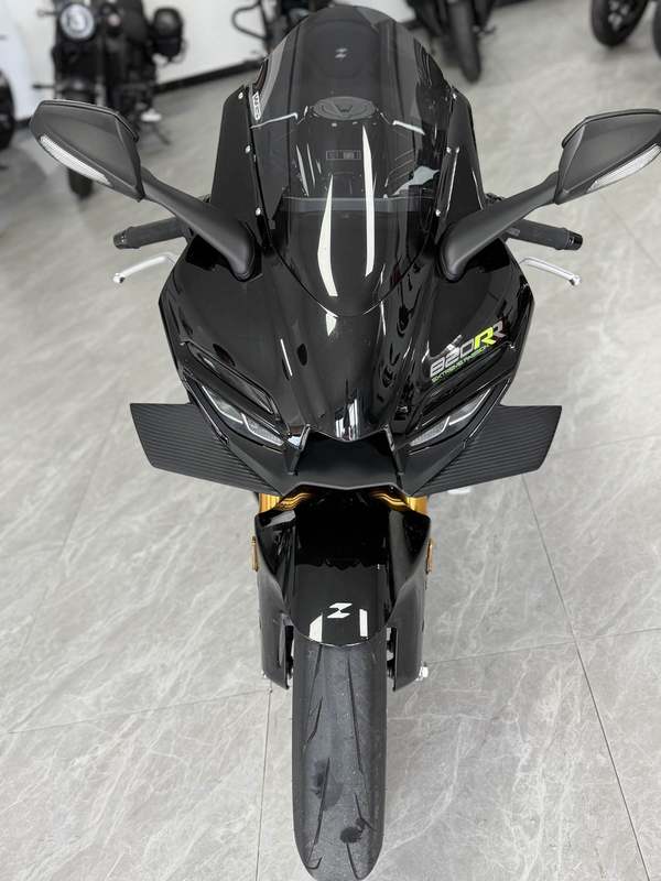 二手张雪机车820RR