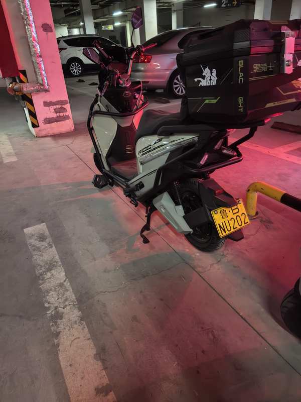 二手黑骑士F100