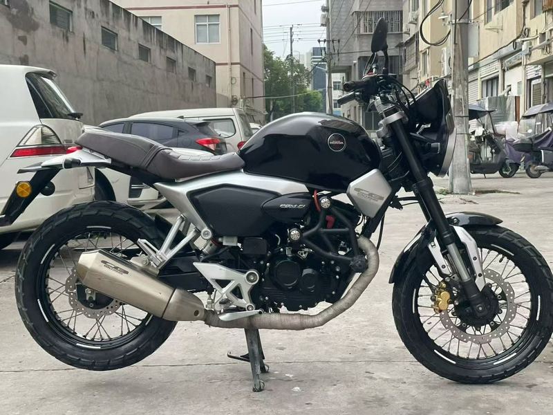 二手五羊本田鸷道 CB190SS