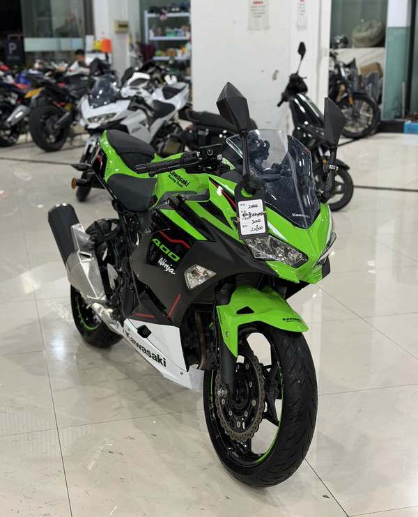 二手川崎Ninja 400
