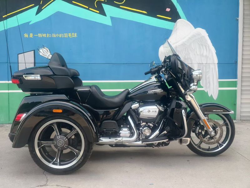 二手哈雷戴维森Tri Glide