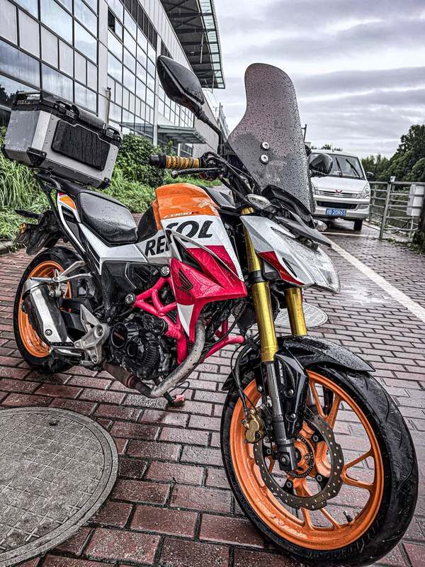二手五羊本田CB190R 暴锋眼