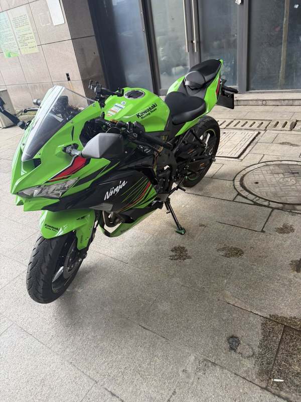 二手川崎ZX-4R