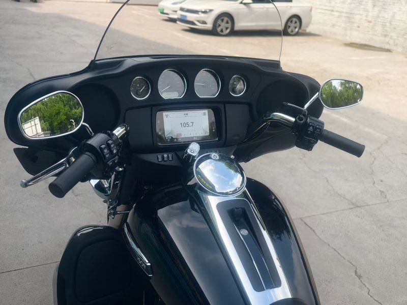 二手哈雷戴维森Tri Glide