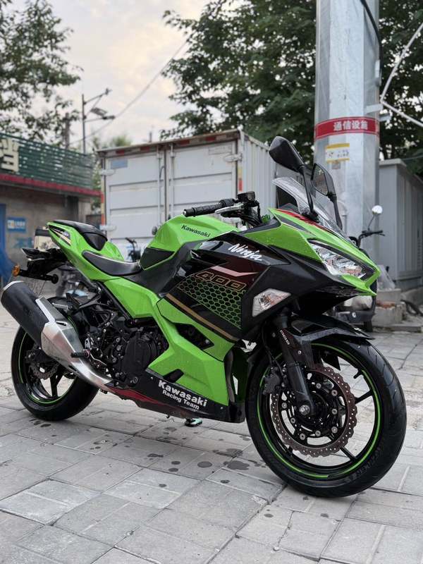 二手川崎Ninja 400