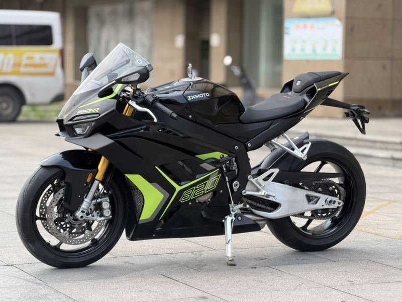 二手张雪机车820RR