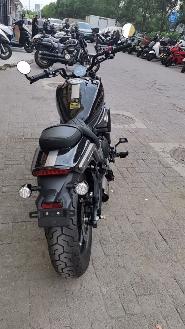 二手QJMOTOR闪700