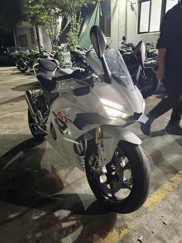 二手张雪机车500RR
