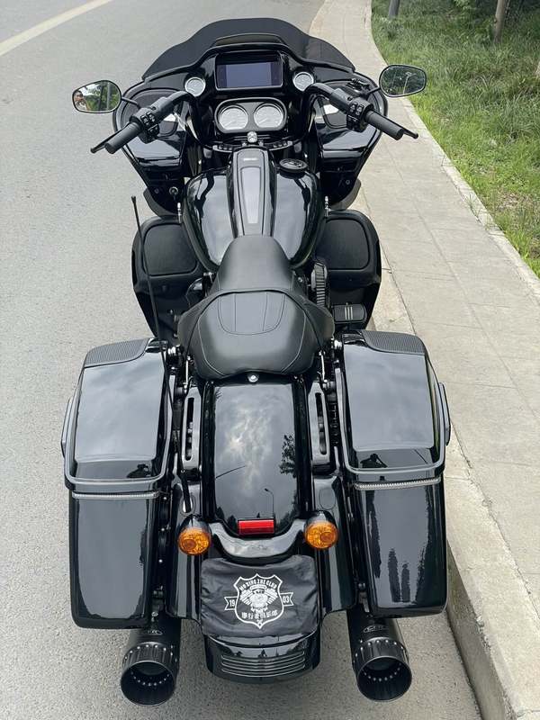 二手哈雷戴维森公路滑翔 Road Glide