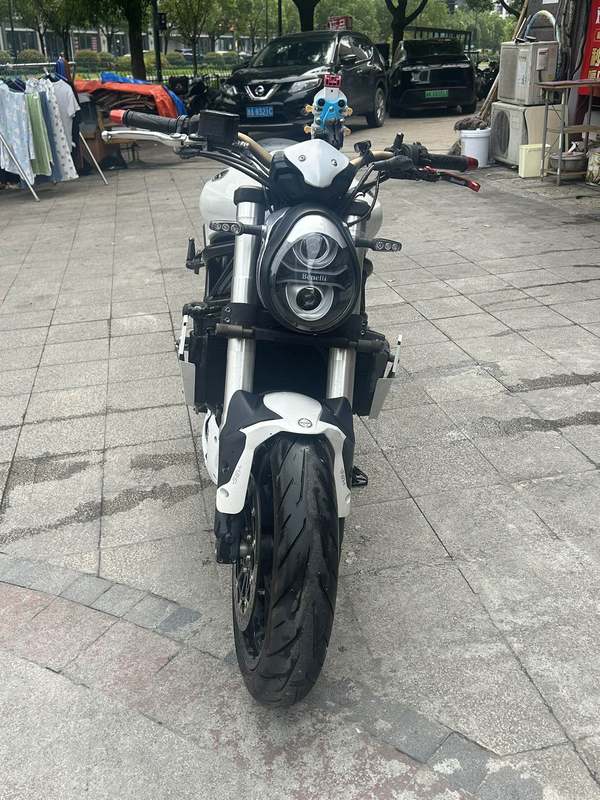 二手贝纳利752S