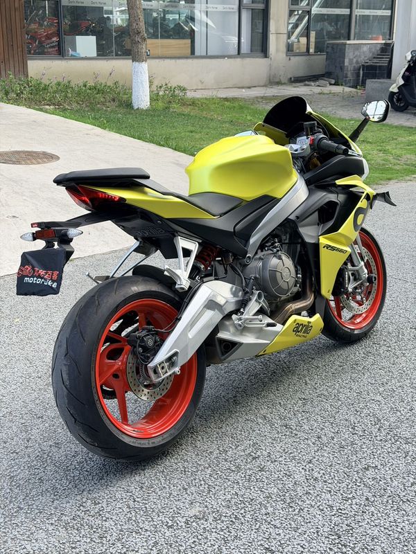二手阿普利亚RS 660 
