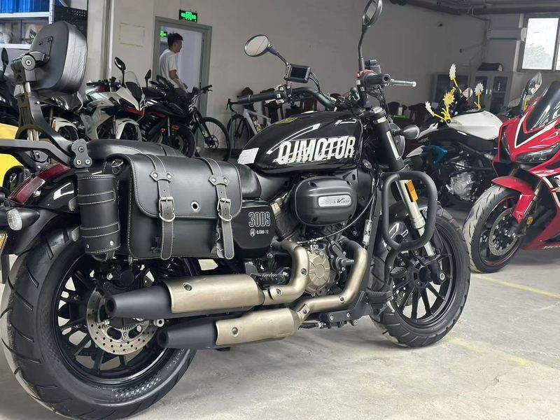 二手QJMOTOR闪300