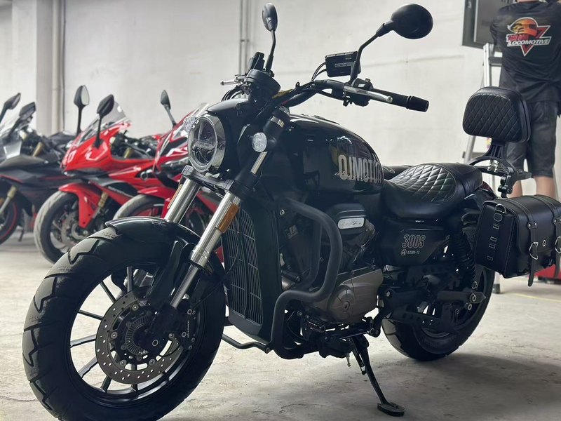 二手QJMOTOR闪300
