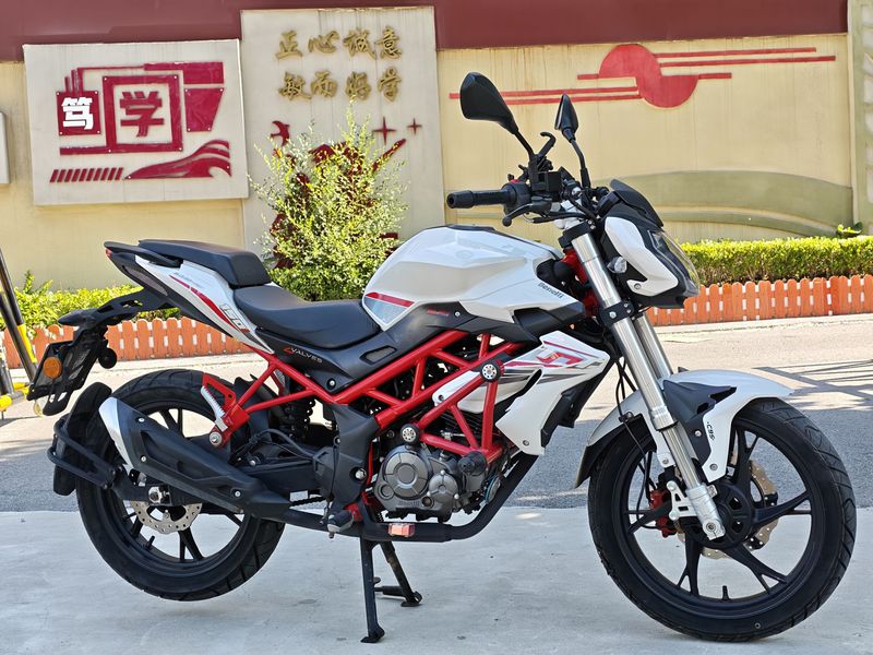 二手贝纳利红宝龙 TNT150i