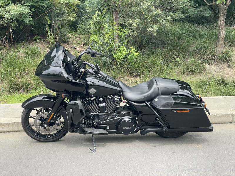 二手哈雷戴维森公路滑翔 Road Glide