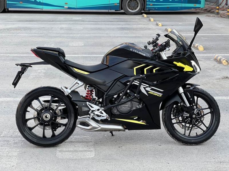 二手赛科龙RC250