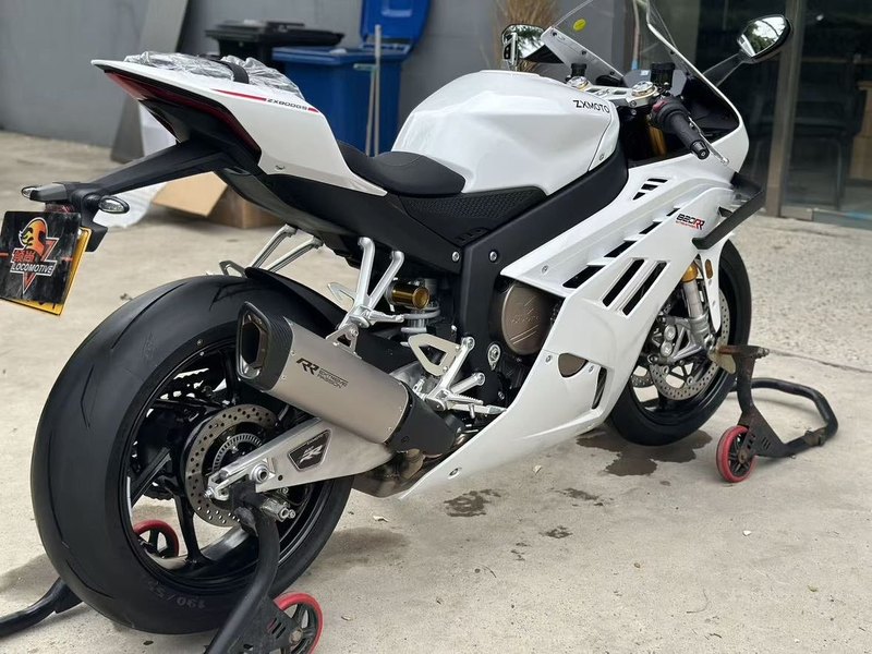 二手张雪机车820RR
