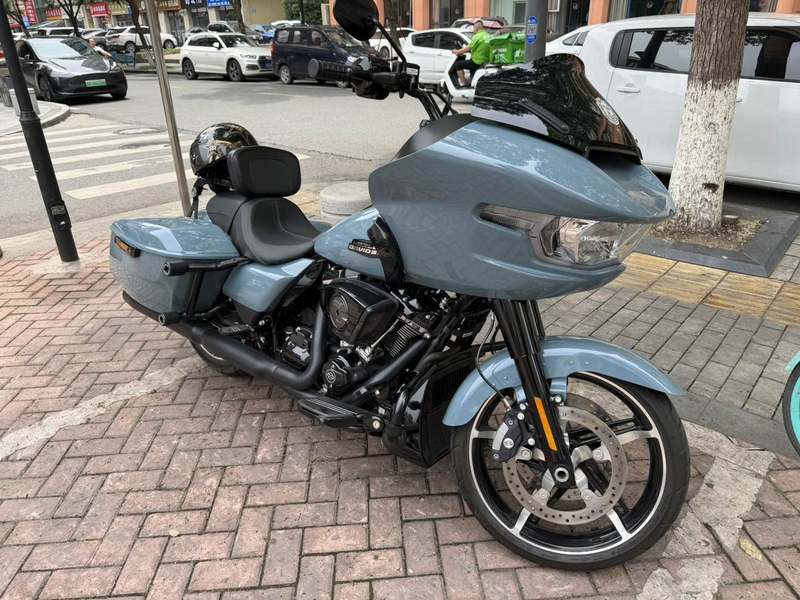 二手哈雷戴维森公路滑翔 Road Glide