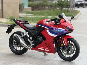 二手本田CBR400R