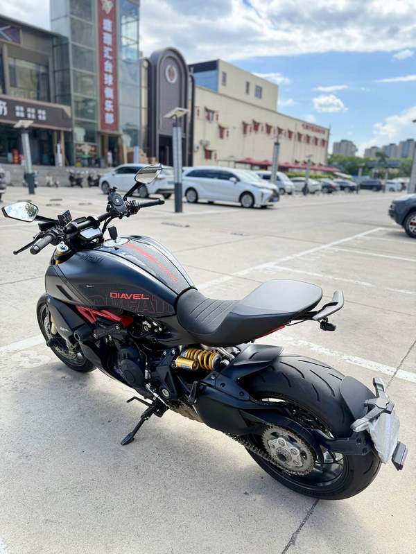 二手杜卡迪Diavel 
