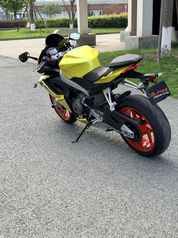 二手阿普利亚RS 660 