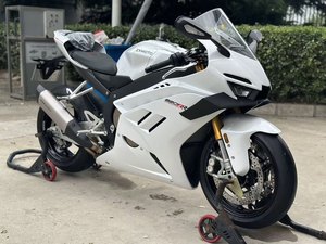 二手张雪机车820RR