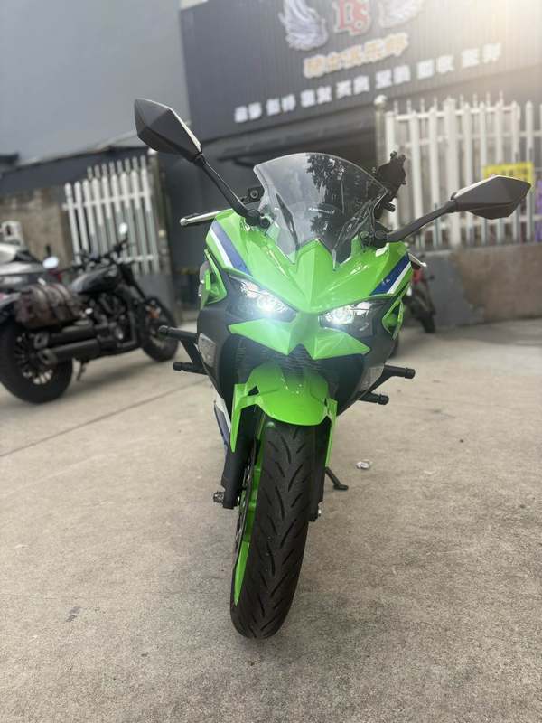 二手川崎Ninja 500