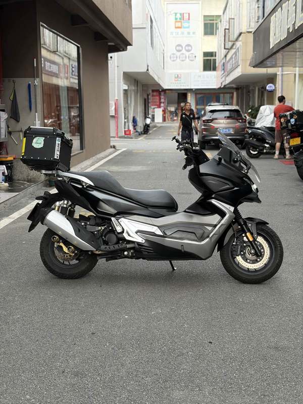 二手大阳V锐 ADV350