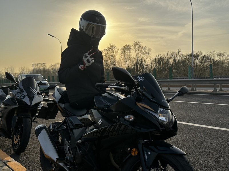二手豪爵铃木GSX250R